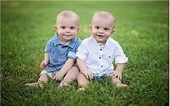 twin baby brothers reference photo